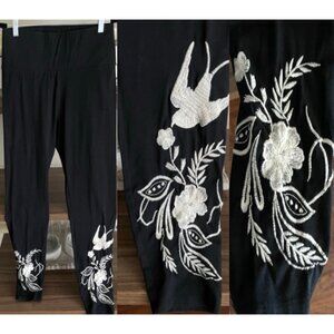 Soft Surroundings Black Pants with White Embroidery, M